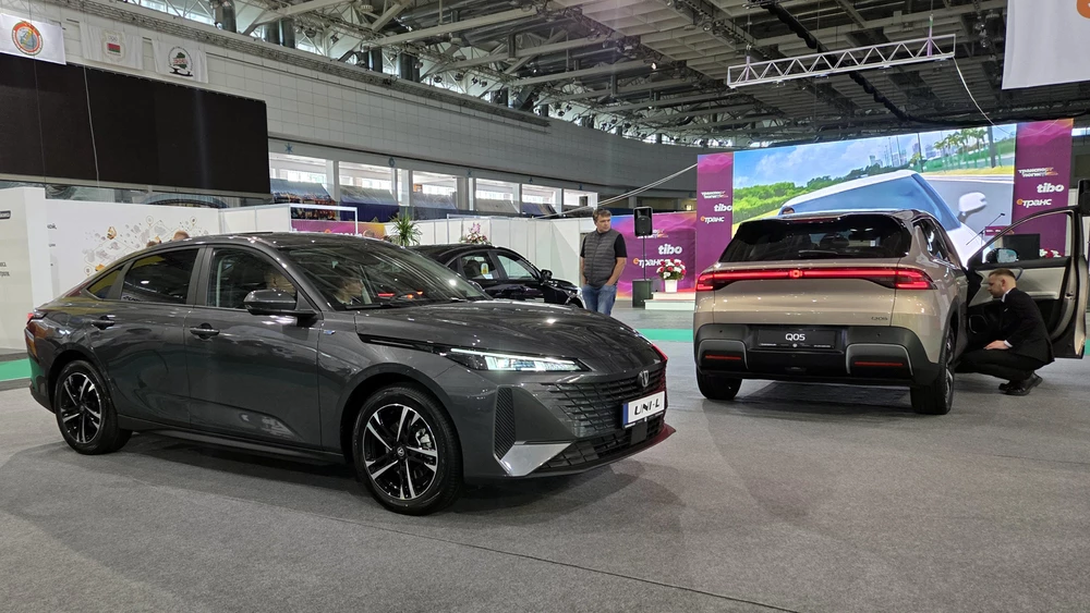 Электрические автомобили Changan и Nevo на выставке TIBO 2026 в Беларуси