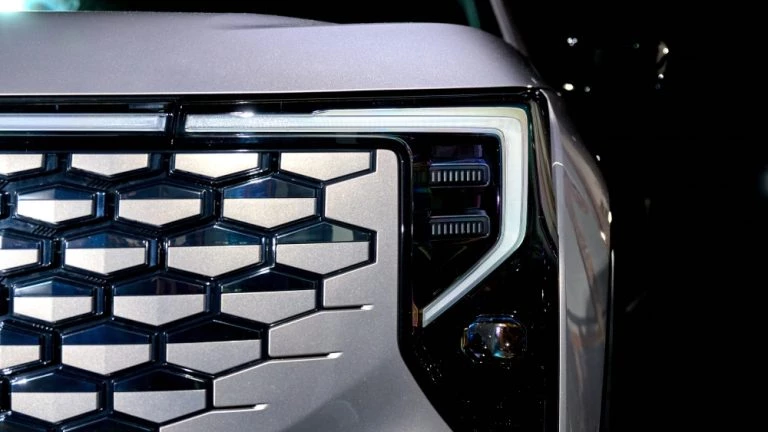 Changan Uni-S новый решетка фары