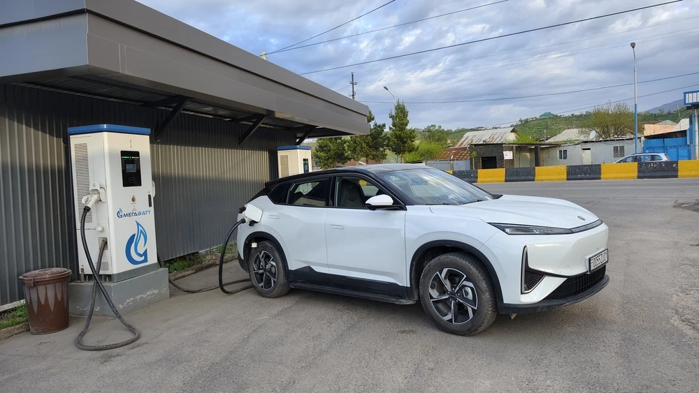 Dongfeng Aeolus L7 зарядка тест таджикистан