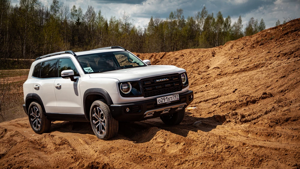 Haval Dargo обновленный 2026 тест сбоку спереди бездорожье полный привод