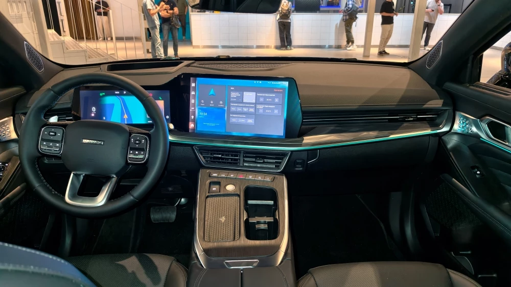Обновленный Haval F7x презентация салон интерьер