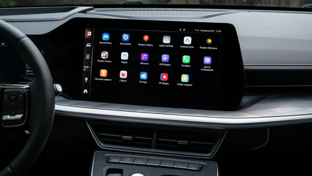 Обновленный кроссовер Haval F7 2026 года салон интерьер мультимедиа медиасистема приложения