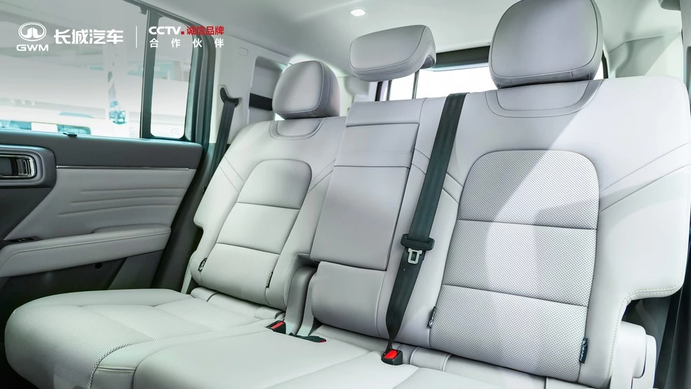 Haval Raptor Plus салон интерьер второй ряд сиденья