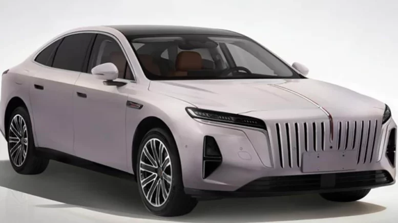 Hongqi H7 вернется на рынок. Каким будет новое поколение седана Седан Hongqi H7 второго поколения сбоку спереди