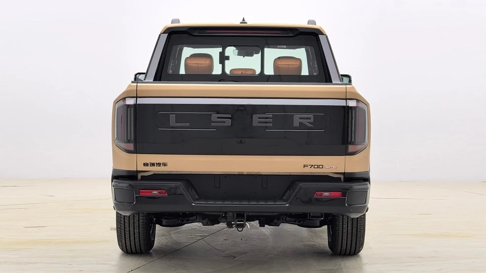 Пикап Jetour F700 LSER сзади