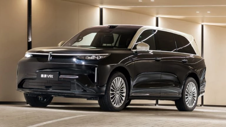 wey v9x старт продаж цены комплектации сбоку спереди кроссовер черный