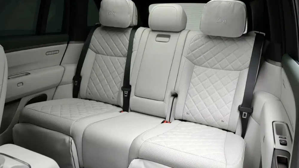 li auto l8 кроссовер салон интерьер новое поколение livis
