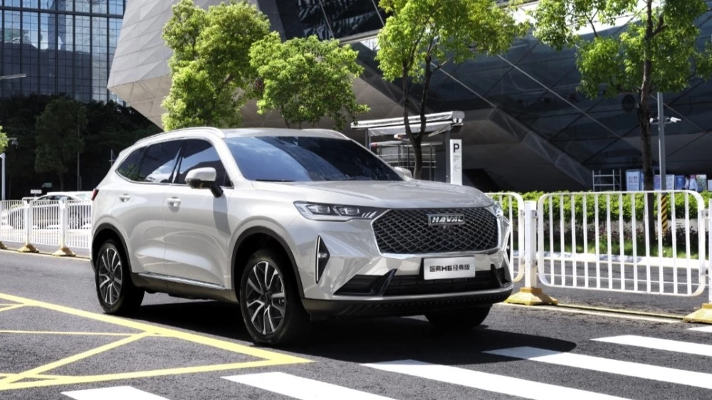 обновленный haval h6 classic edition сбоку спереди 2026