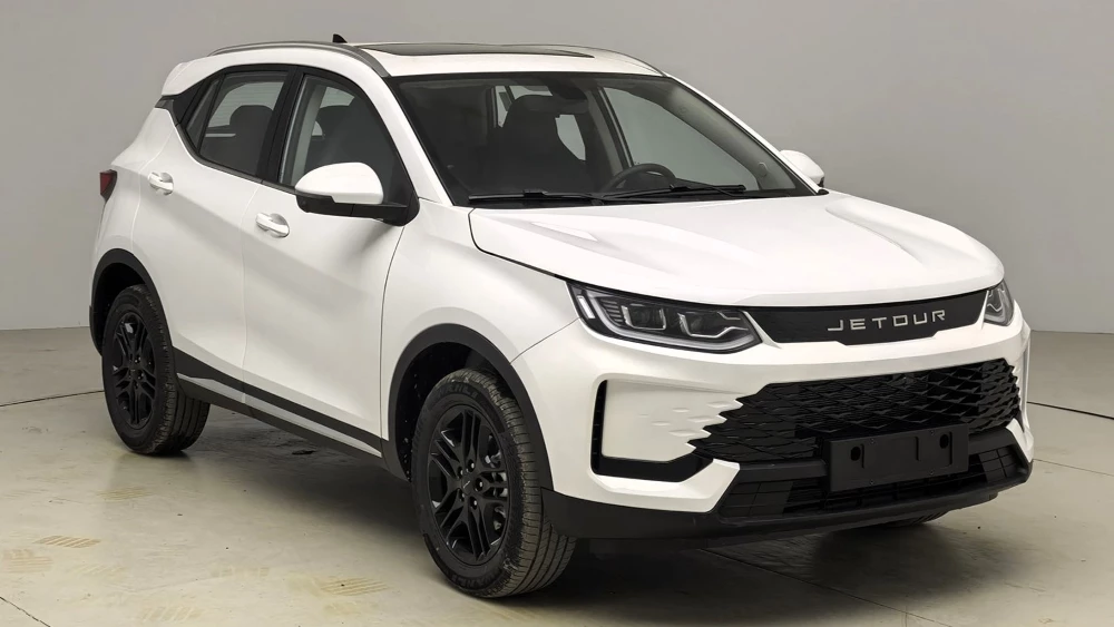 обновленный кроссовер jetour x50 спереди сбоку