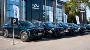 цены chery tiggo 9 в узбекистане кроссовер гибрид сбоку спереди