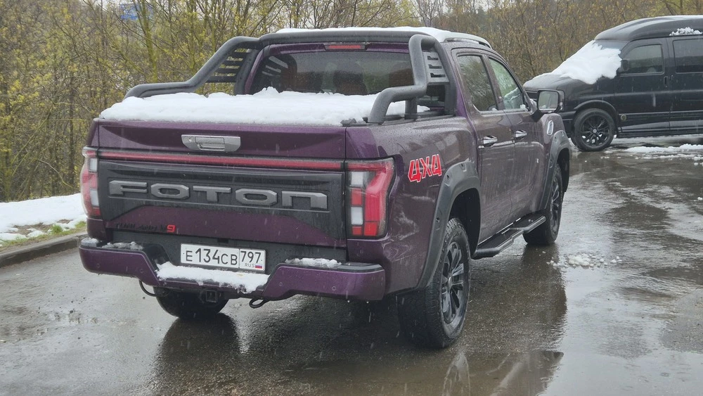 Foton Tunland V9 тест сзади сбоку