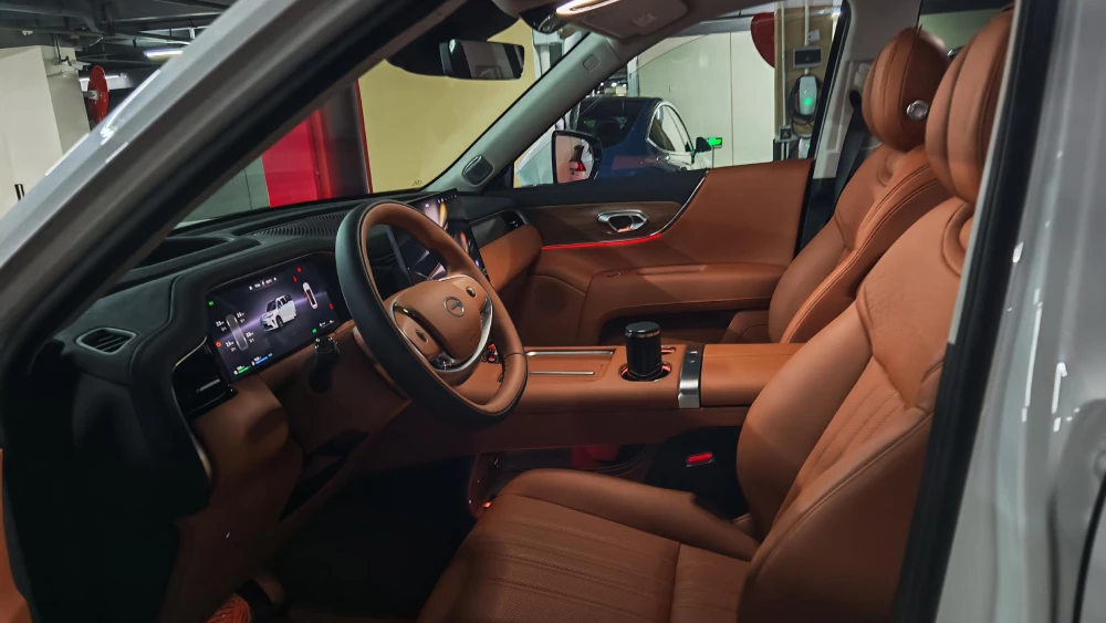 Плюсы и минусы кроссовера GAC S9 салон пять мест