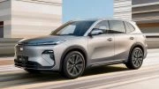 Geely Galaxy Starship 7 EV Voyager сбоку спереди