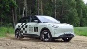 Geely EX2 Тест-драйв в Беларуси спереди сбоку