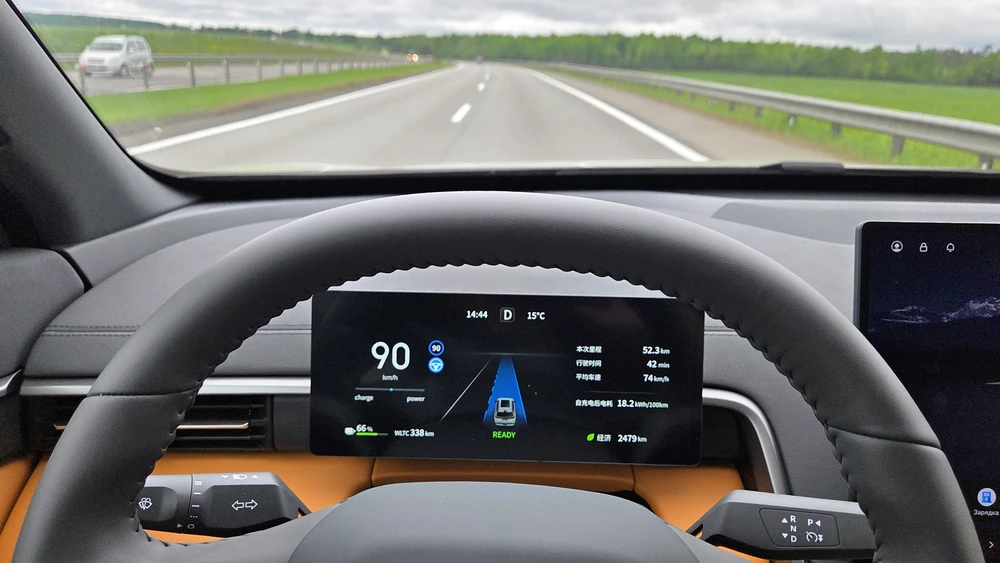 eπ008 Ипай 008 Dongfeng тест в Беларуси руль приборная панель