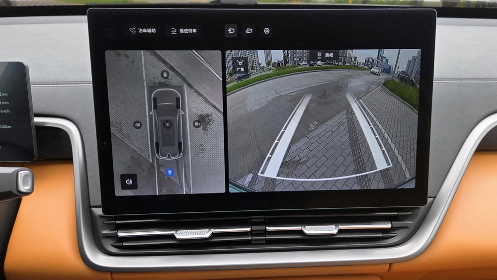 eπ008 Ипай 008 Dongfeng тест в Беларуси медиасистема мультимедиа камера заднего вида