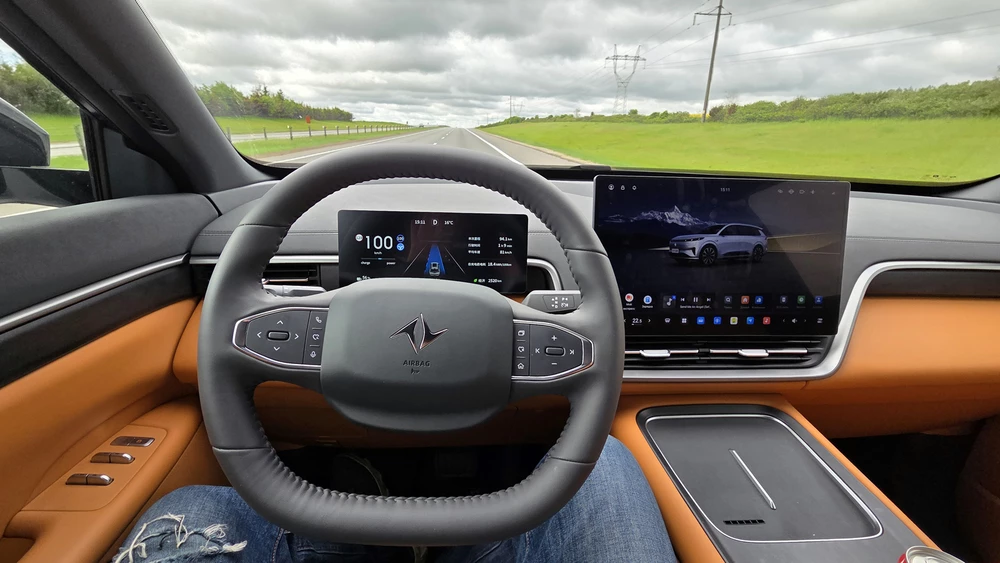 eπ008 Ипай 008 Dongfeng тест в Беларуси руль приборная панель