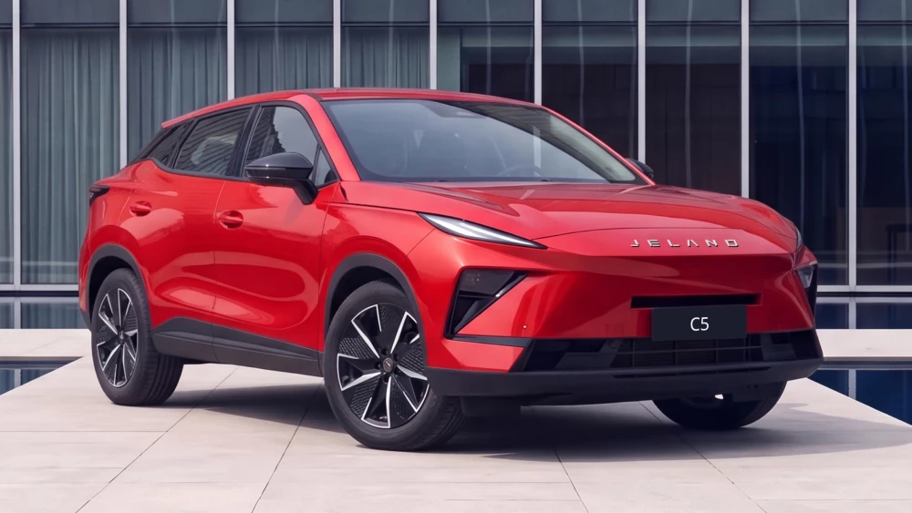 Новый кроссовер Jeland C5 показали официально. Это «близнец» Omoda C5 Новый кроссовер Jeland J5 показали официально сбоку спереди красный