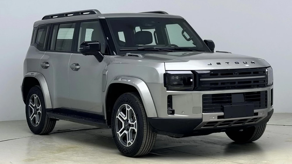 jetour traveller v7 кроссовер рестайлинг спереди сбоку
