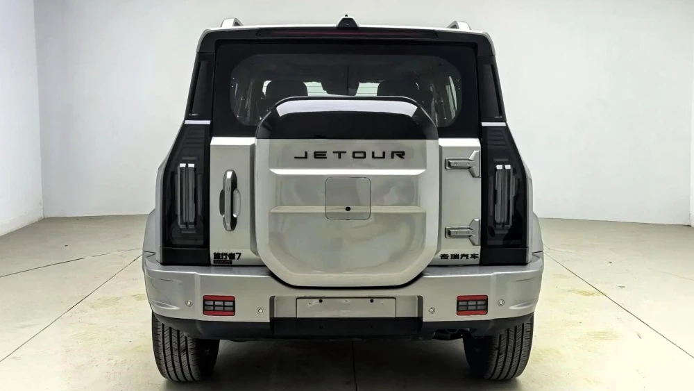 jetour traveller v7 кроссовер рестайлинг сзади