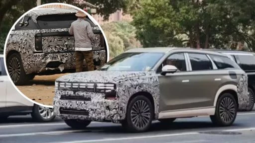Новый кроссовер на базе Jaecoo J8 заметили в Китае сбоку спереди сзади камуфляж
