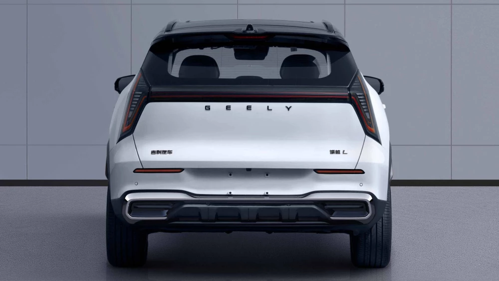 Прототип Volga K40 обновили в Китае geely atlas сзади