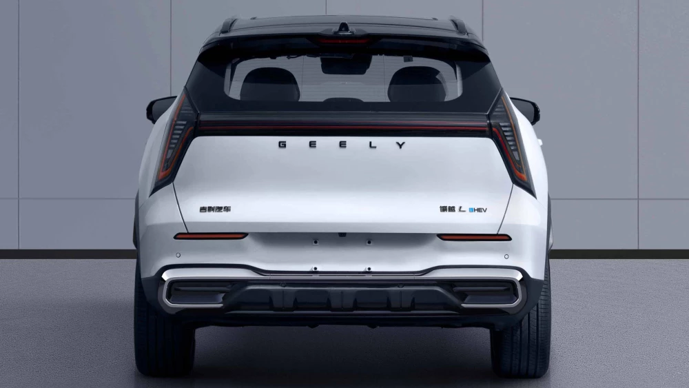 Прототип Volga K40 обновили в Китае geely atlas сзади традиционный гибрид
