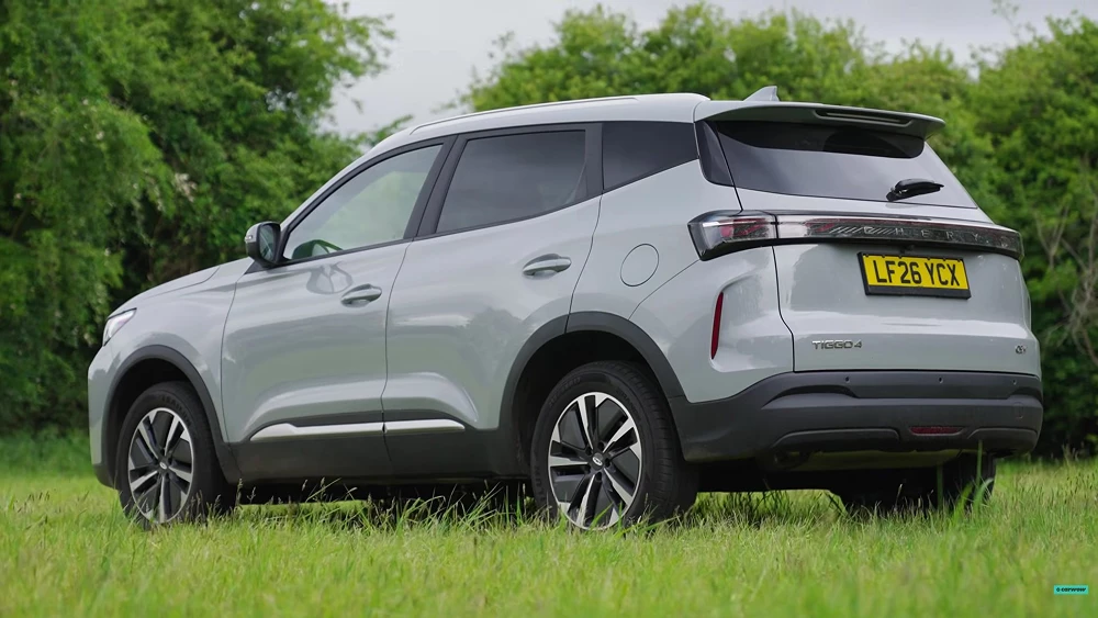chery tiggo 4 прототип tenet t4 сбоку сзади кроссовер