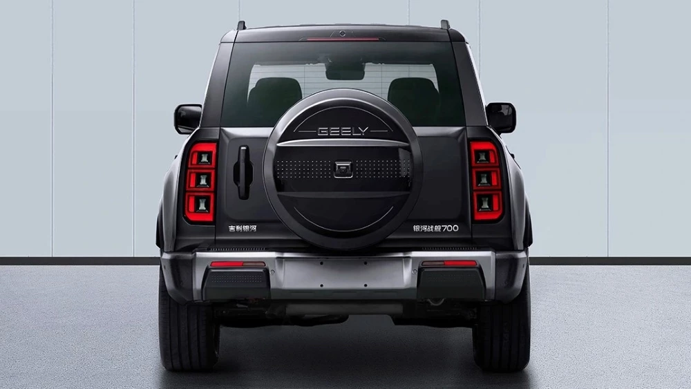 внедорожник geely galaxy cruiser 700 сзади гибрид