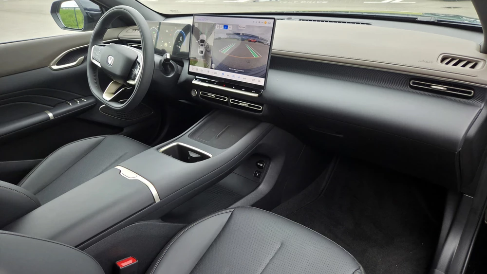 Changan Nevo A05 тест в Беларуси салон интерьер