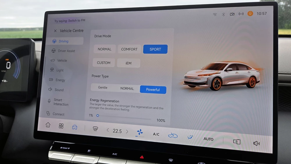 Changan Nevo A05 тест в Беларуси салон интерьер мультимедиа медиасистема