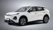 У Changan появился новый кроссовер Uni-E узбекистан сбоку спереди белый