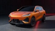 Chery анонсировала новый кроссовер fulwin t7 сбоку спереди оранжевый