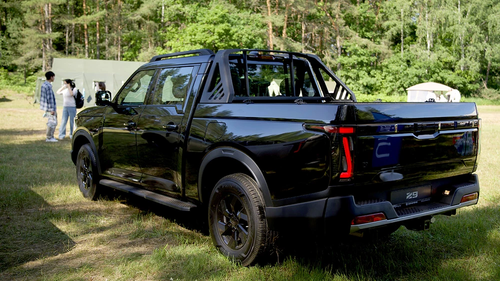 Dongfeng Z9 в Беларуси сбоку сзади
