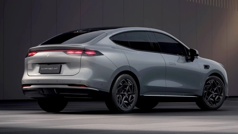 цена gac hyptec ht купе-кроссовер сбоку сзади электромобиль