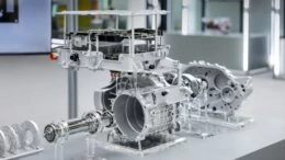 Geely представила электропривод с рекордной экономичностью