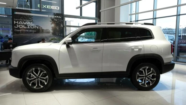 «Обновление было своевременным». Почему дилеры Haval хвалят Dargo и торопят с покупкой Кроссовер Haval Dargo у дилера в автосалоне купить новый сбоку Авилон Москва