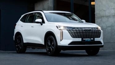Гибридный Haval H6 появится в Казахстане кроссовер сбоку спереди