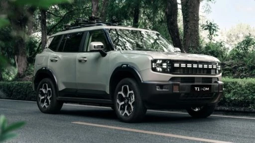 jetour t1 i-dm сбоку спереди кроссовер гибридный