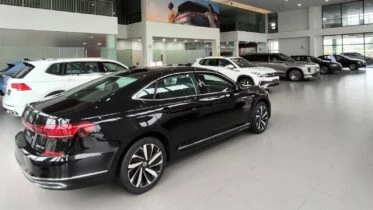 Эти седаны и хетчбэки покупают сами китайцы volkswagen дилер