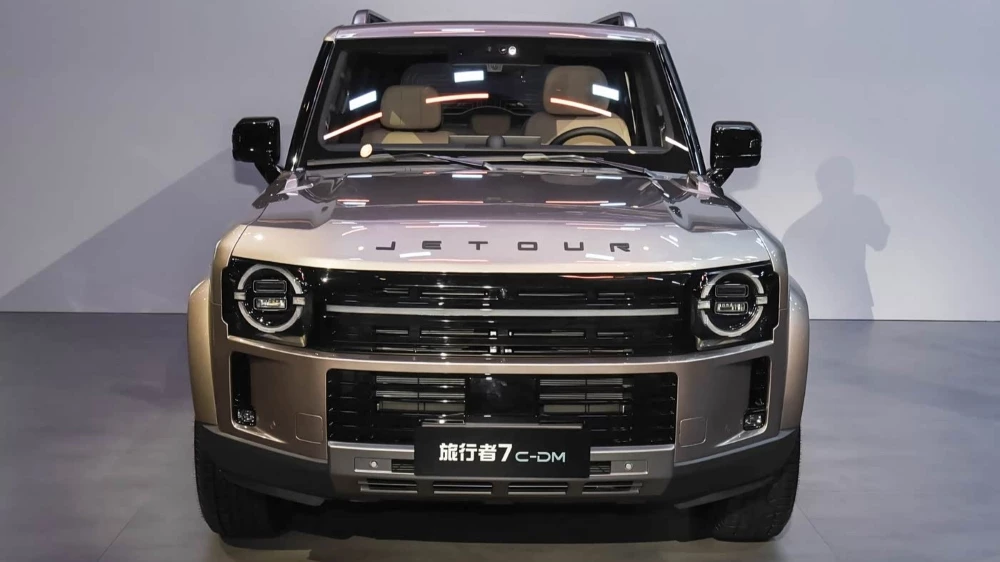 кроссовер jetour traveller 7 c-dm автосалон чэнду спереди гибрид