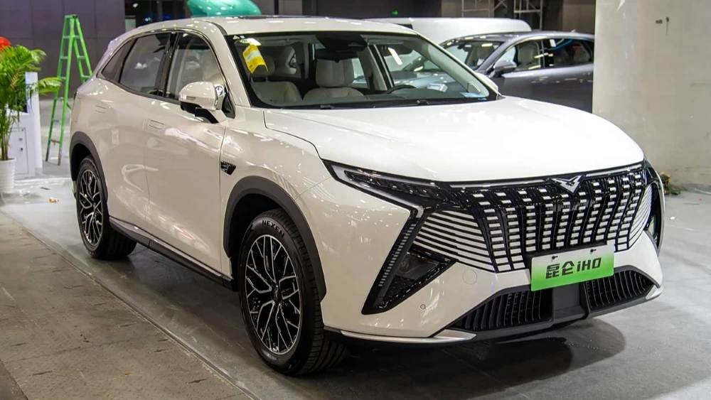 кроссовер kaiyi x7 kunlun ihd сбоку спереди гибрид