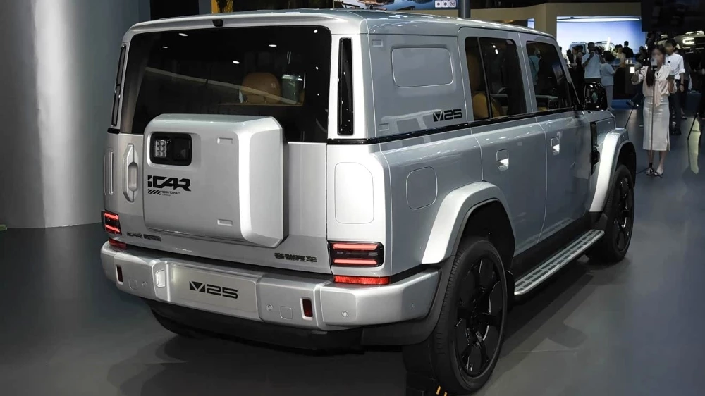 кроссовер chery icar v25 автосалон чэнду сзади сбоку