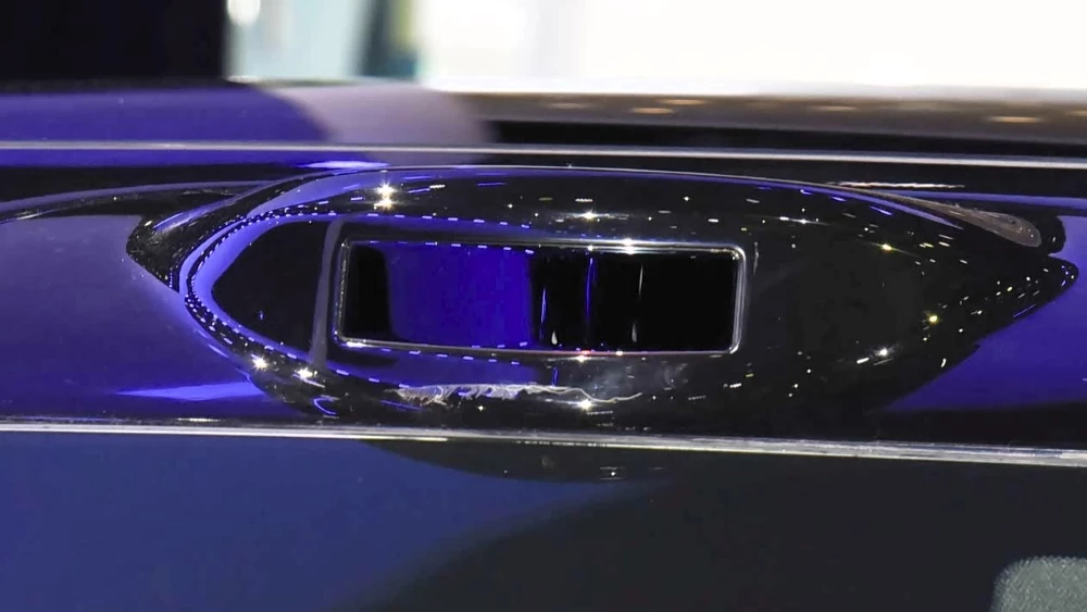 кроссовер geely atlas i-hev сенсор лидар в чэнду