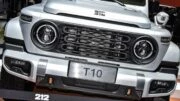 внедорожник baw 212 t10 на выставке в Пекине спереди