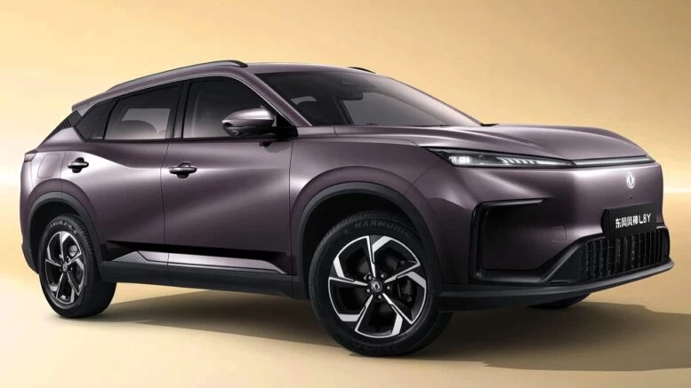 Кроссовер Dongfeng Aeolus L8Y появился у дилеров в Китае. Это обновленный Evolute i-Sky кроссовер dongfeng aeolus l8y спереди сбоку электрический