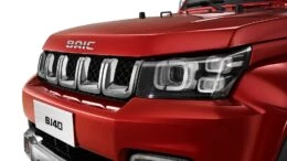 Внедорожник BAIC BJ40 перед решетка