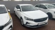 Geely Emgrand с пробегом в России у дилера на стоянке такси спереди