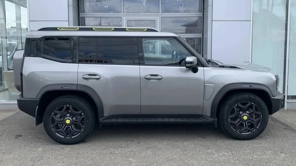 Jetour T2 у дилера в автосалоне купить новый сбоку Авторитейл Краснодар