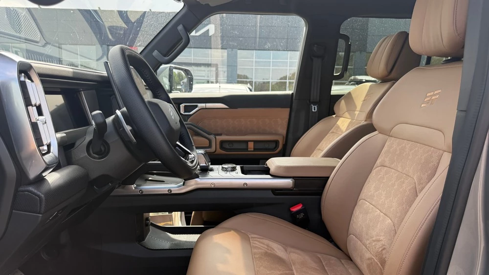 Jetour T2 AWD полноприводный в Казахстане тест салон интерьер сиденья первый ряд